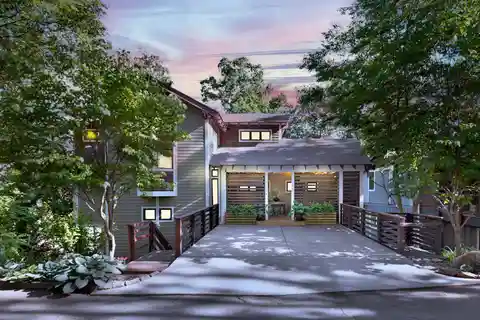 Green-Built Home in the Heart of Kenilworth