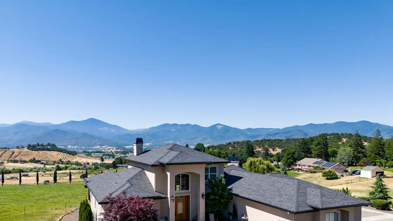 Gorgeous Estate with Unsurpassed Views