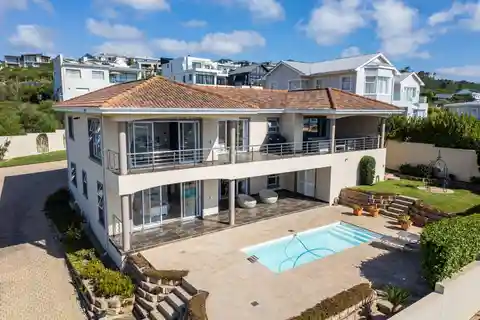 Prime Location with Sea Views