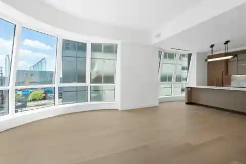 Triple Mint Condo at Lantern House