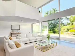 Exclusive Bauhaus Villa in Bottigtal