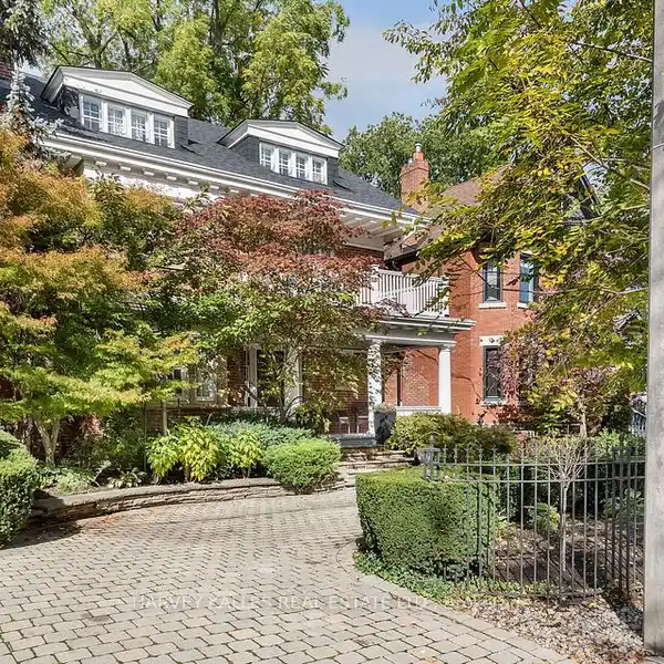 CLASSIC NORTH ROSEDALE FAMILY HOME
