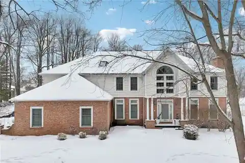 East Amherst Estate Home on Park-like Property
