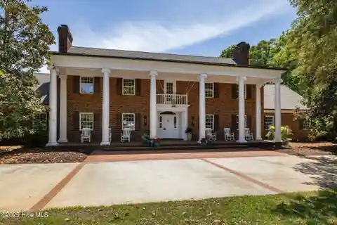 Boundbrook by the Sea