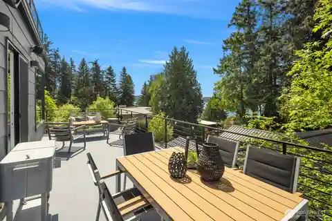 Modern Urban Retreat