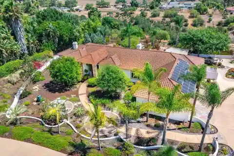 Eco-Conscious Luxury Estate