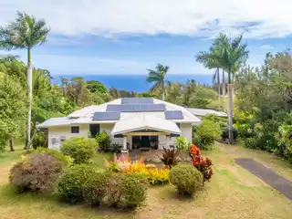 Rare and Remarkable Property Along the Verdant Hamakua Coast