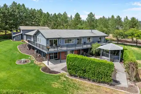 Peaceful Living with Breathtaking Views