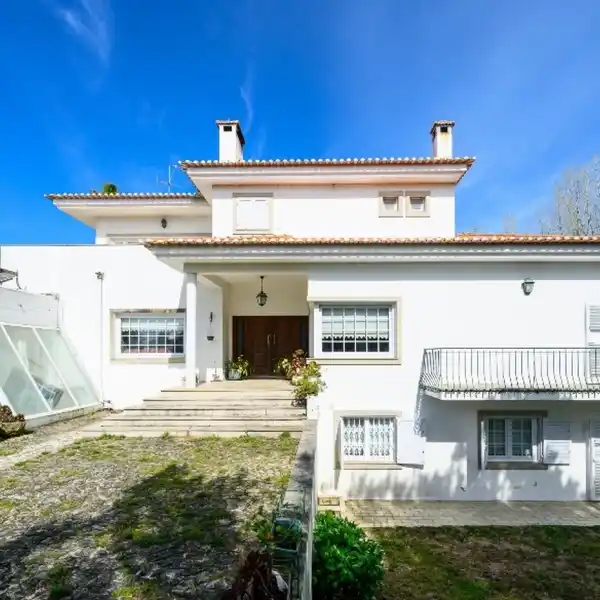 STUNNING VILLA OFFERS TRANQUILLITY