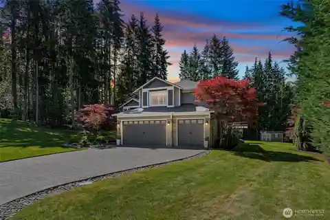 Beautifully Updated Home in Weatherby Estates