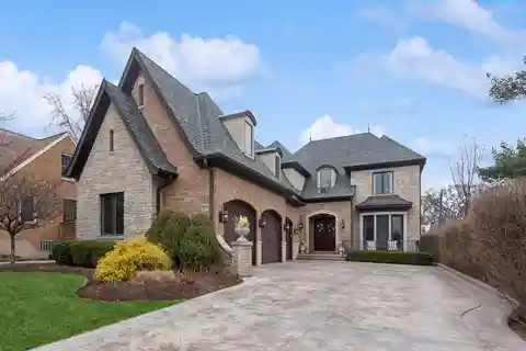 Timeless Retreat with Every Detail Considered