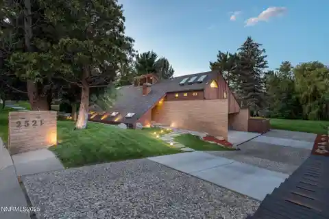 Unique Architectural Masterpiece in Lake Ridge Shores