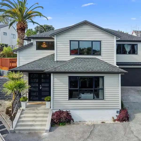 A HOME THAT TRULY HAS IT ALL