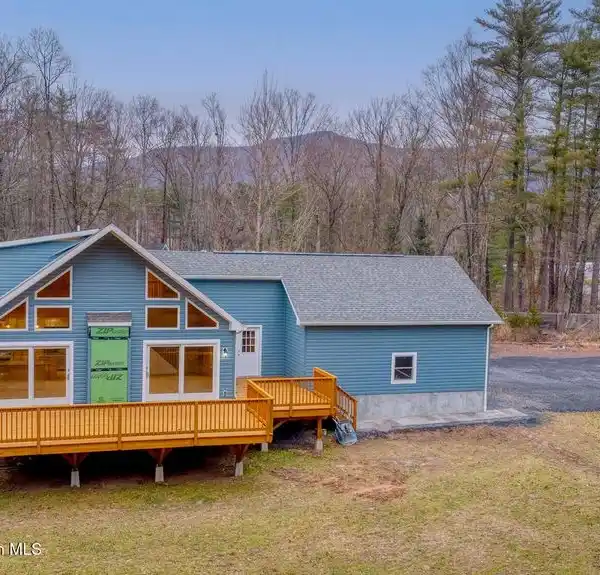 NEW HOME ON TWO PRIVATE ACRES ALONG SAWKILL CREEK