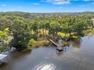 Private and Pristine Lakefront