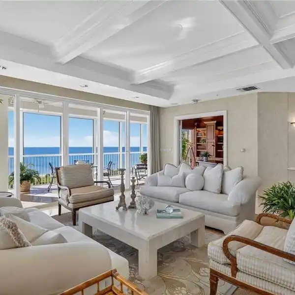 EXCEPTIONAL RESIDENCE WITH PANORAMIC GULF VIEWS