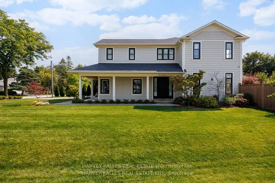 Beautiful Modern Farmhouse