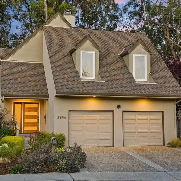 ARTFUL RETREAT BLENDING FORM AND FUNCTION