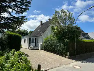 Detached House with Potential