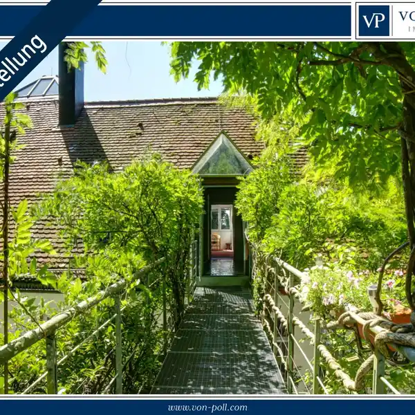 HISTORIC PROPERTY WITH MODERN COMFORTS