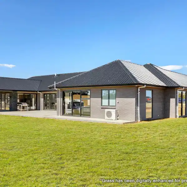 DUAL LIVING LIFESTYLE RETREAT IN KARAKA