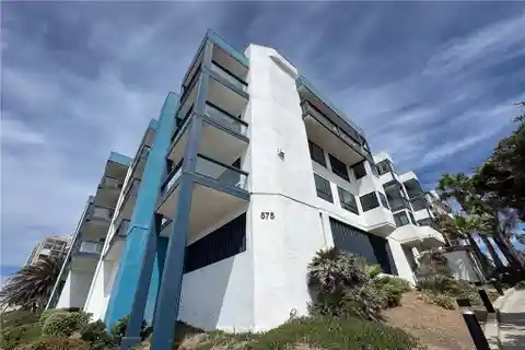 Beachfront Condo with Stunning Redondo Views