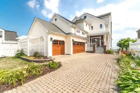 Meticulously Maintained Waterfront Retreat