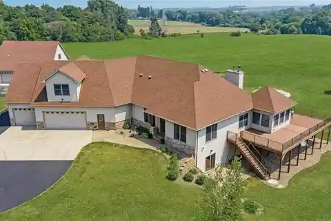 Unbelievable Home with a One-of-a-kind Setting