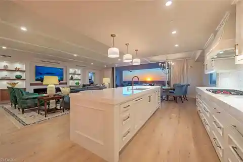 Turnkey Gulf-View Luxury with Designer Touches