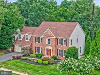 Exceptional Residence in Old Dranesville Hunt Club
