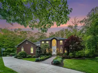 Private 2-acre Oasis with Smart Home Features
