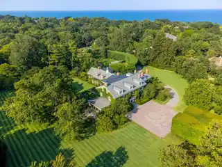 One-Of-A-Kind Country House Era Estate