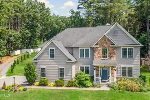 Luxury Farmhouse Retreat with Horse Facilities