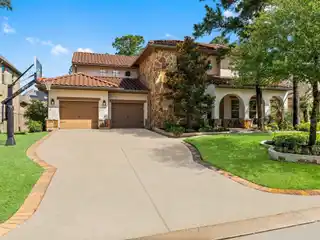 Spacious Designer Home with Flexible Floorplan