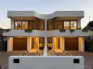 State-Of-The-Art Custom Duplex
