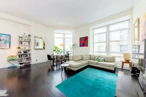 Modern Loft-like Corner Home
