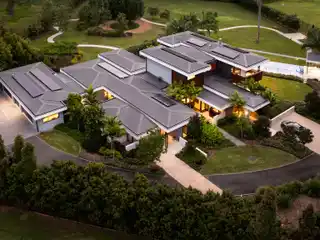 Magnificent Modern Residence