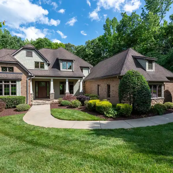 STUNNING FULL BRICK HOME