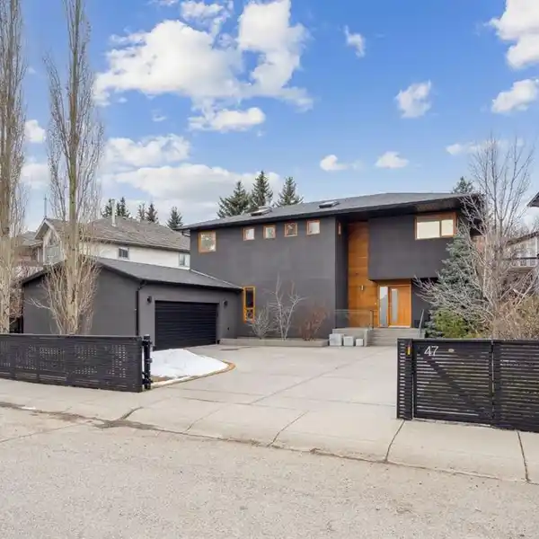 WELCOMING HAVEN IN COVETED PATTERSON HEIGHTS