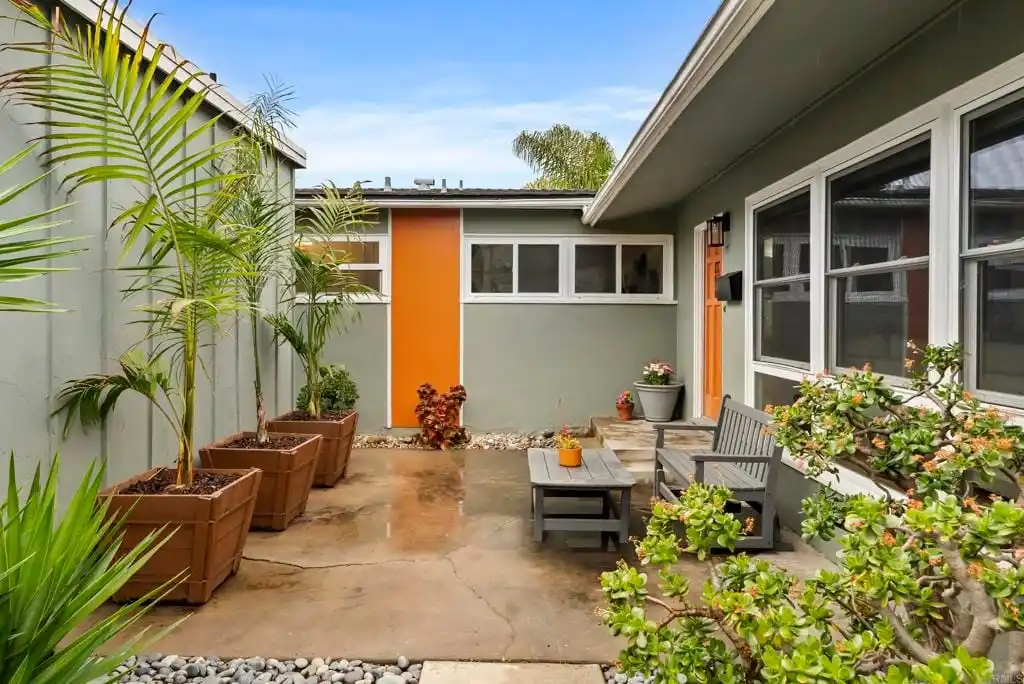 Inviting Home in the Heart of Birdland