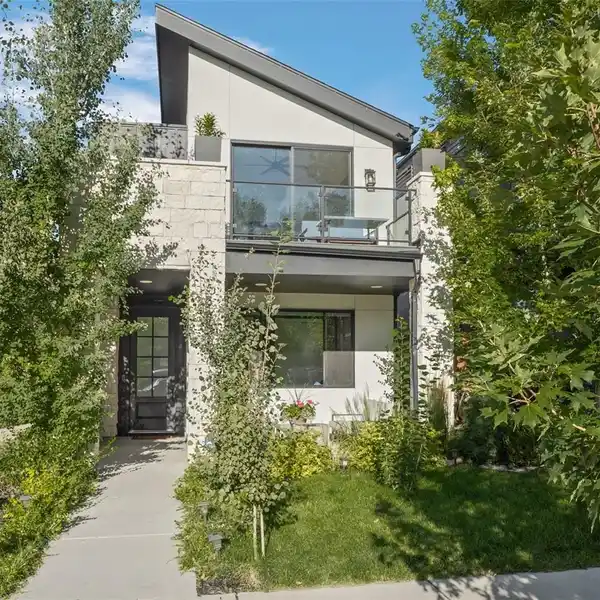 CONTEMPORARY LOHI HOME WITH SOLAR ROOF