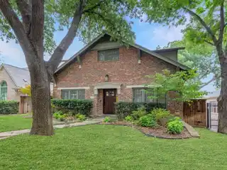 Stunning Home Offering Elegance and Versatility