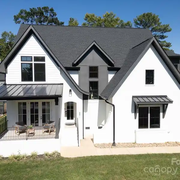 SPACIOUS HOME WITH SCREENED PORCH