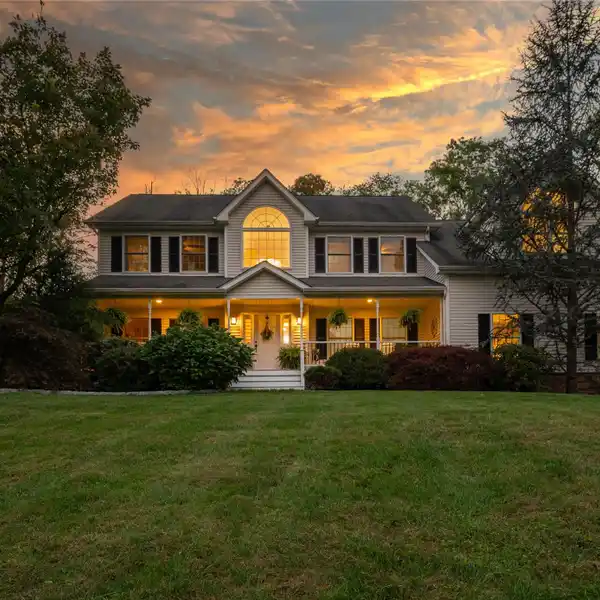 FRONT PORCH COLONIAL ON 3.4 MANICURED ACRES