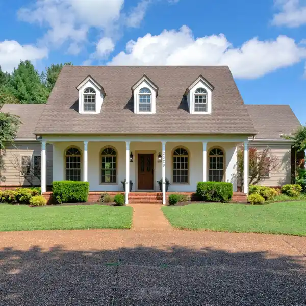 UNIQUE AND HARD TO FIND TWO HOME PROPERTY