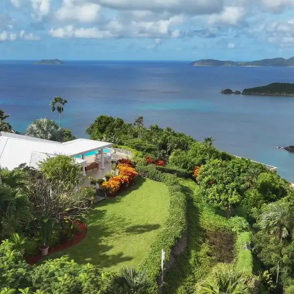 PRIVATE COMPOUND IN PRESTIGIOUS CATHERINEBERG