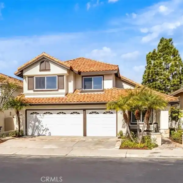 REMODELED COASTAL HOME IN BRISA DEL MAR