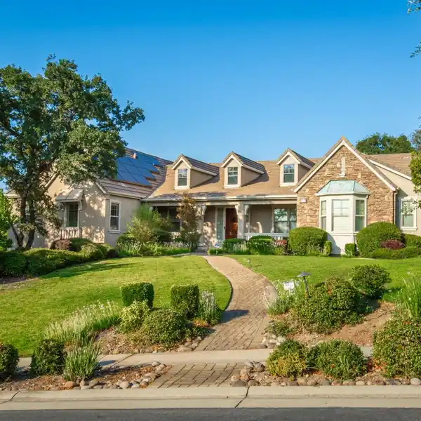 ELEGANT HOME IN PRESTIGIOUS AZUL