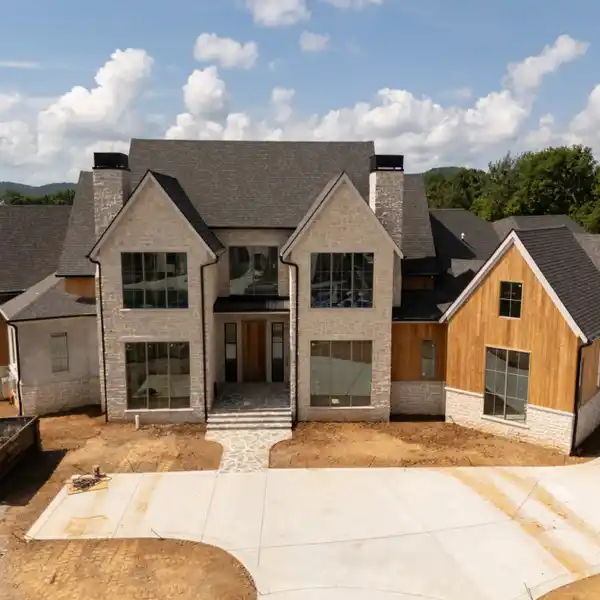 TIMELESS ELEGANCE IN PRIMM FARM