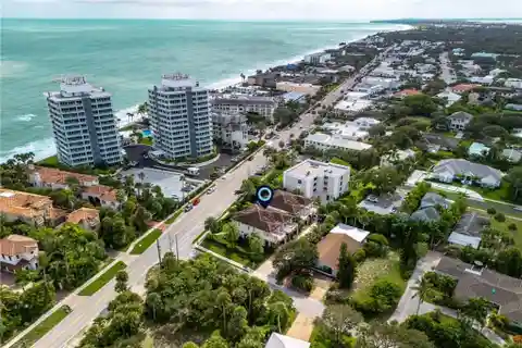 Lovely Turnkey Ocean-View Townhome